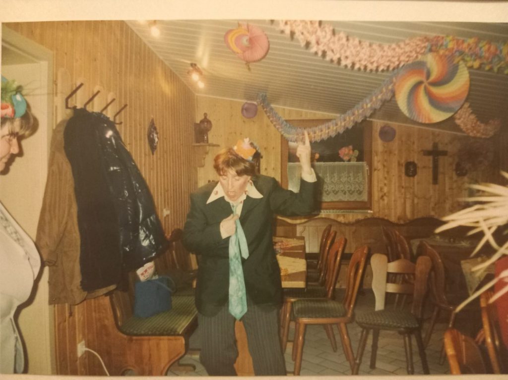 2002-Frauenstammtischfasching-3