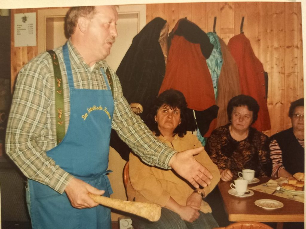 2006-Scharfe Wurzel-1