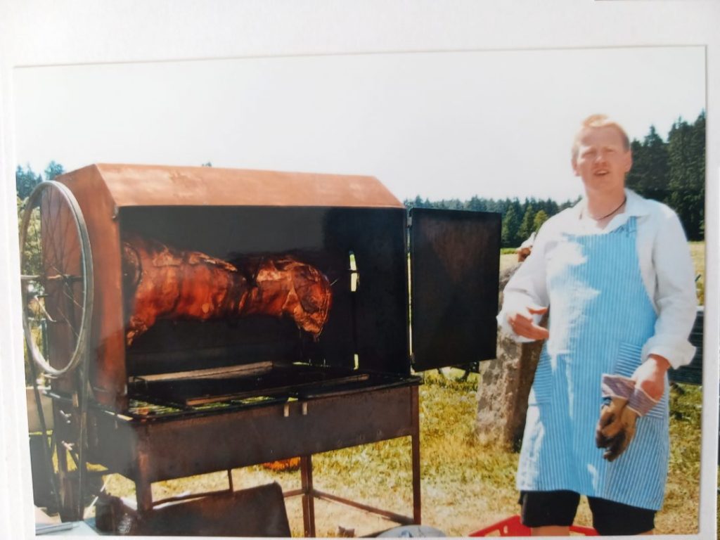 2010-Die Sau is gschlacht-4