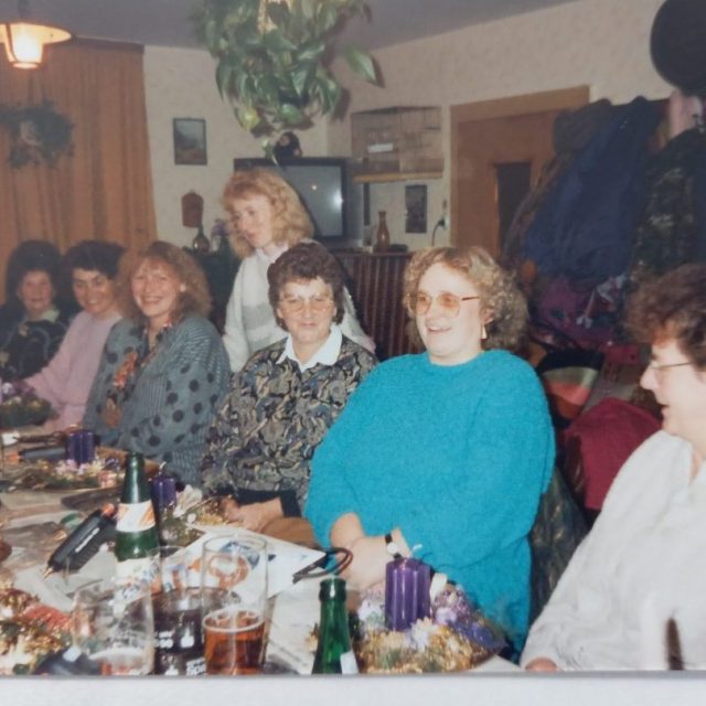 1992-Schmuck basteln-3