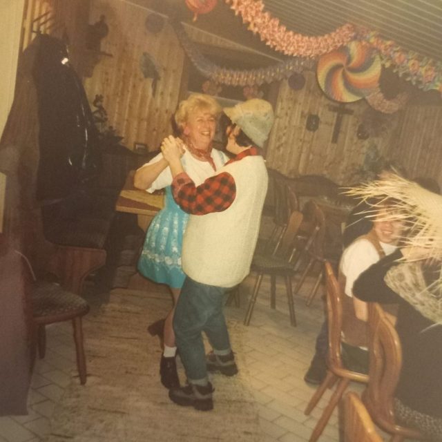 2002-Siedlerfrauenfasching-3