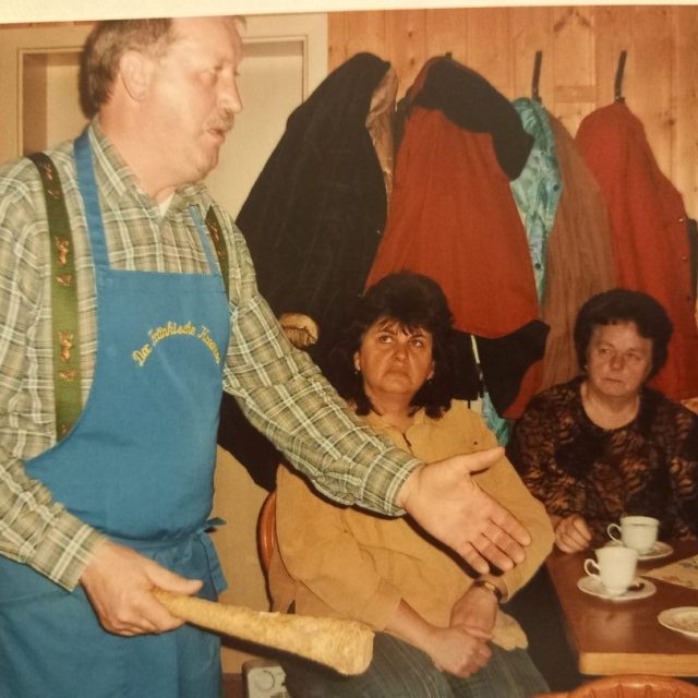 2006-Scharfe Wurzel-1